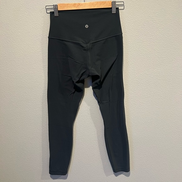 Lululemon 25” leggings. 🩶 - Picture 3 of 5